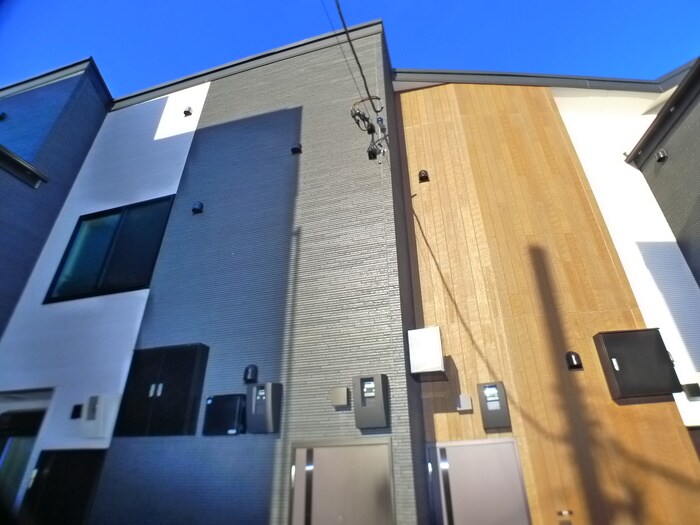 物件外観写真6　(外観写真)