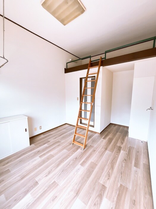 物件内観写真11　(居室)