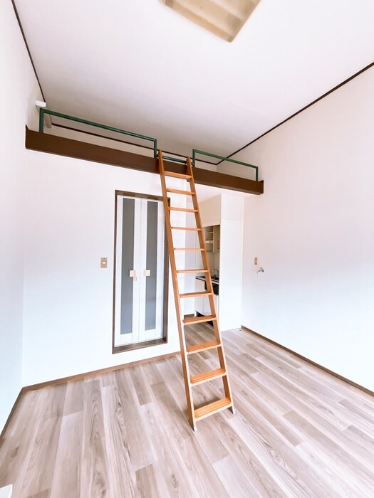 物件内観写真18　(居室)