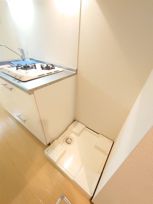 物件内観写真15　(洗濯機置場)