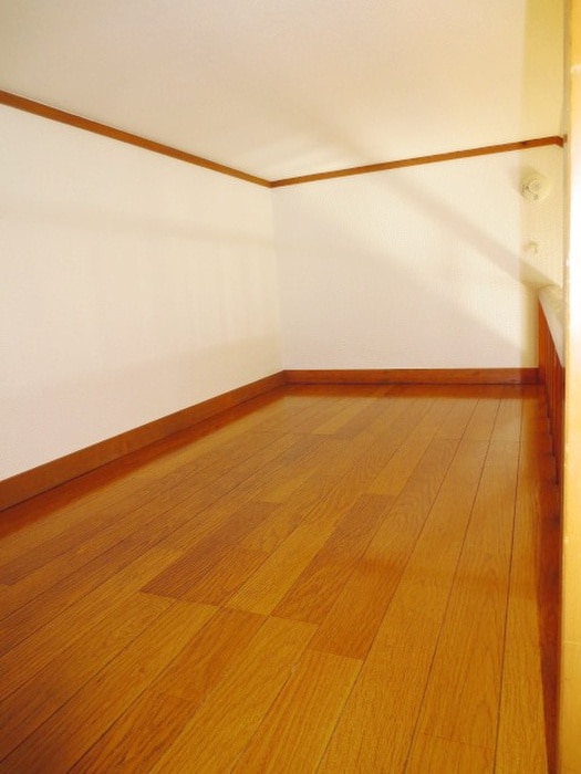 物件内観写真11　(ロフト)