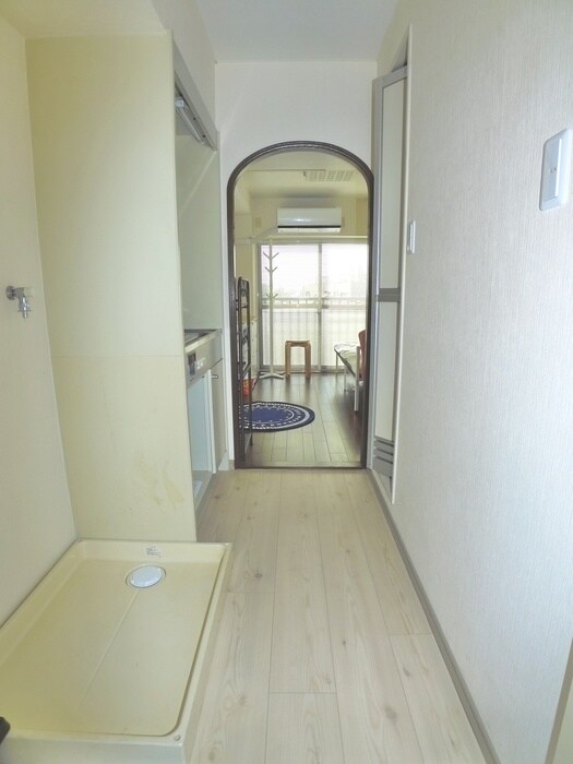 物件内観写真17　(廊下)