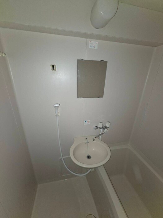 物件内観写真10　(洗面)