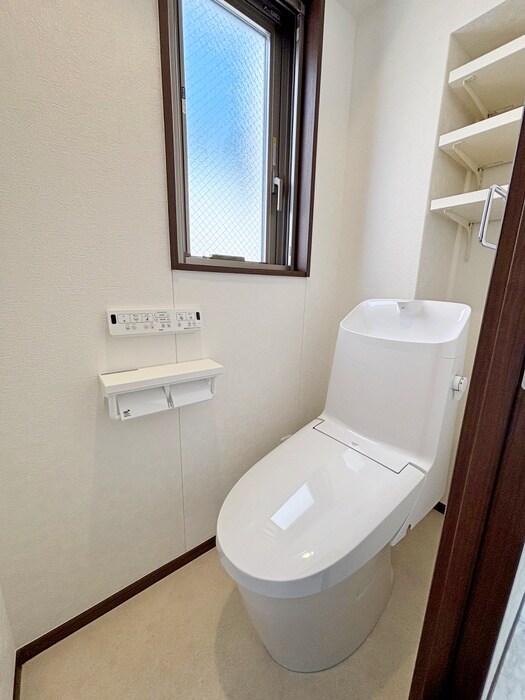 物件内観写真10　(トイレ)