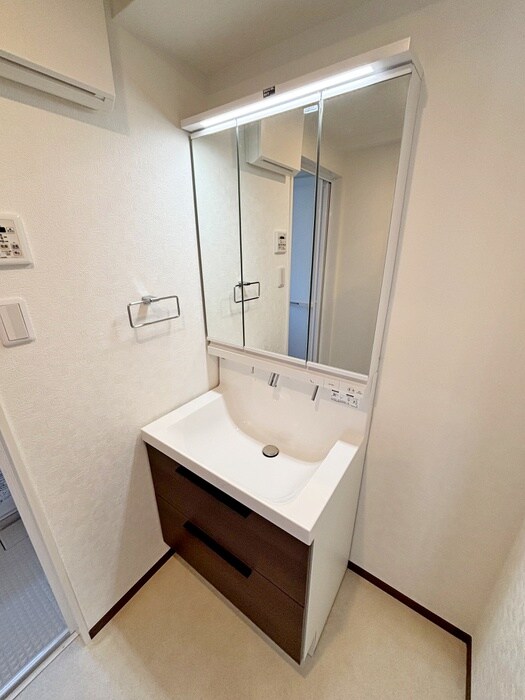 物件内観写真13　(洗面)