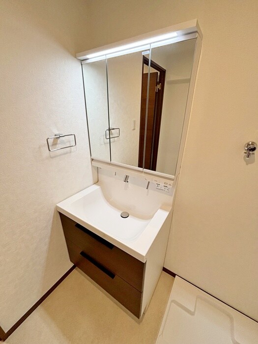 物件内観写真13　(洗面)