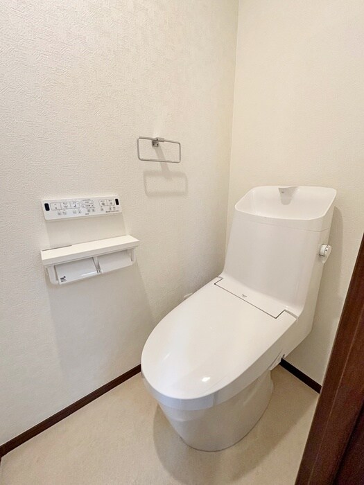 物件内観写真14　(トイレ)