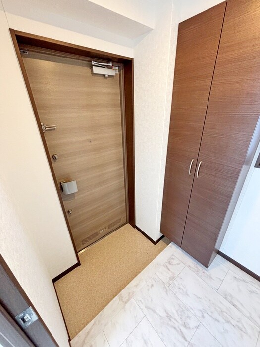 物件内観写真21　(玄関)