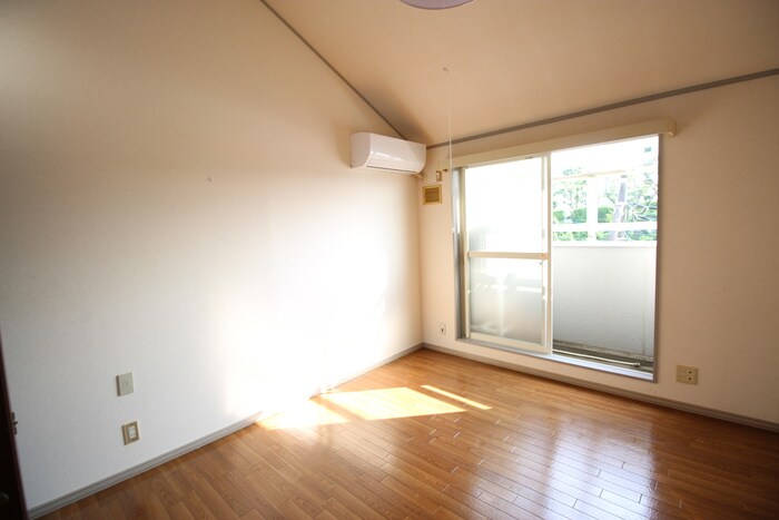 物件内観写真18　(居室)