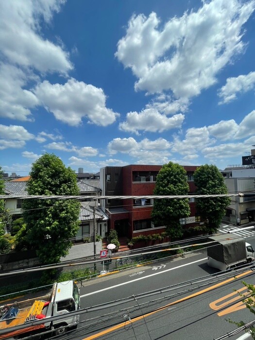 物件内観写真21　(室内からの展望)