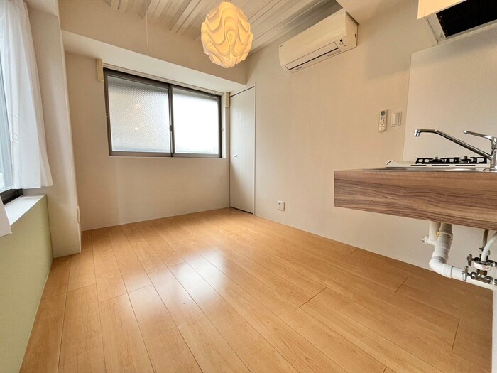 物件内観写真8　(居室)