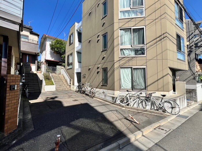 物件外観写真3　(周辺環境)