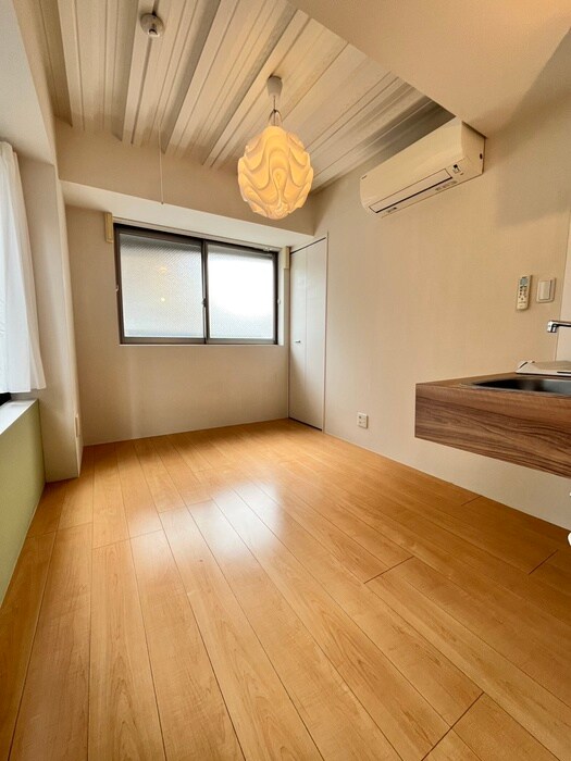 物件内観写真10　(居室)