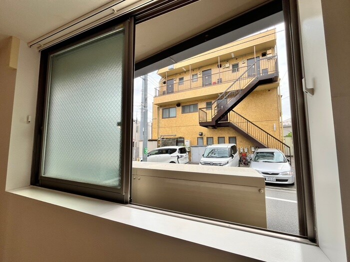 物件内観写真22　(室内からの展望)