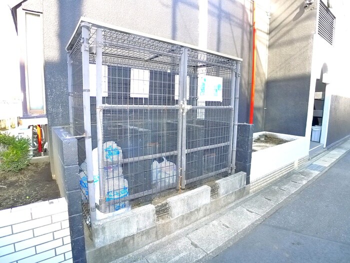 物件外観写真4　(建物設備)