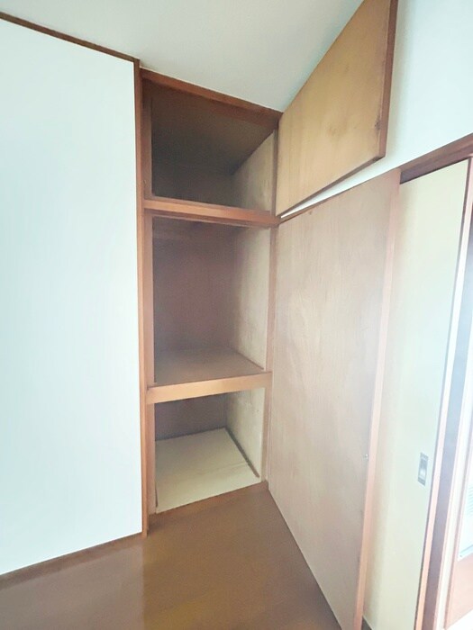物件内観写真18　(収納)