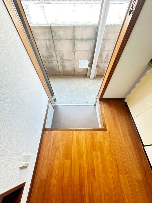 物件内観写真19　(玄関)