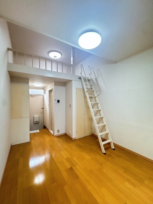 物件内観写真6　(居室)