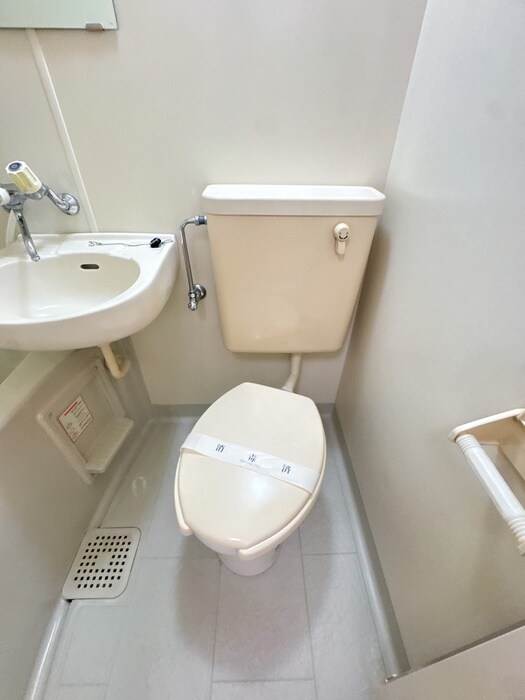 物件内観写真11　(トイレ)