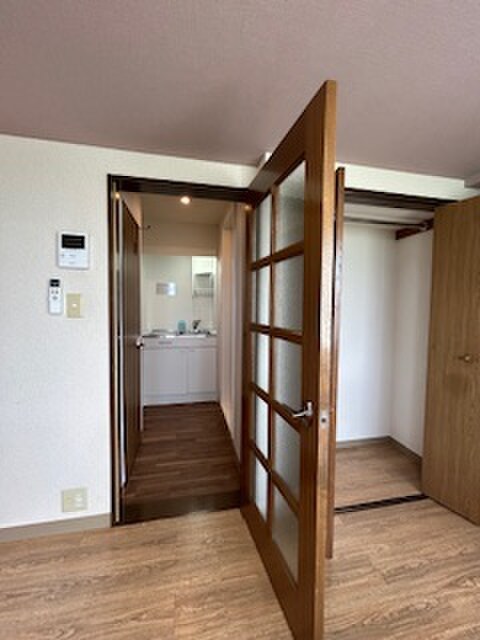 物件内観写真10　(廊下)