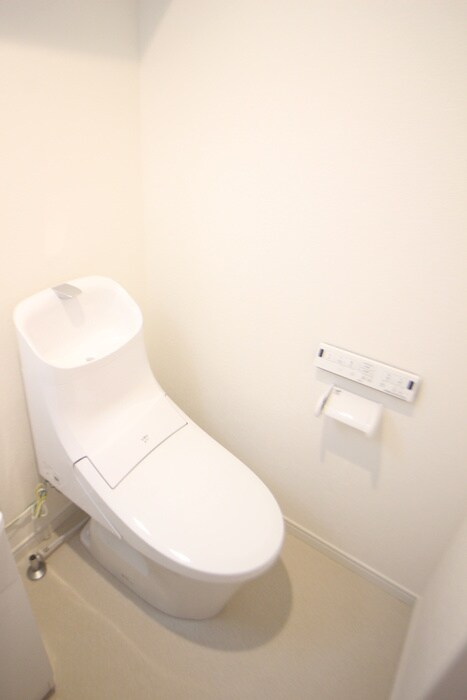 物件内観写真11　(トイレ)