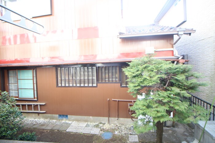 物件内観写真15　(室内からの展望)