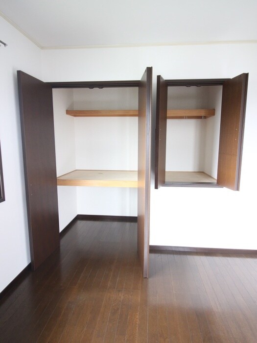 物件内観写真21　(収納)