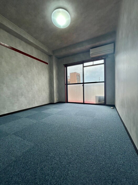 物件内観写真12　(居室)