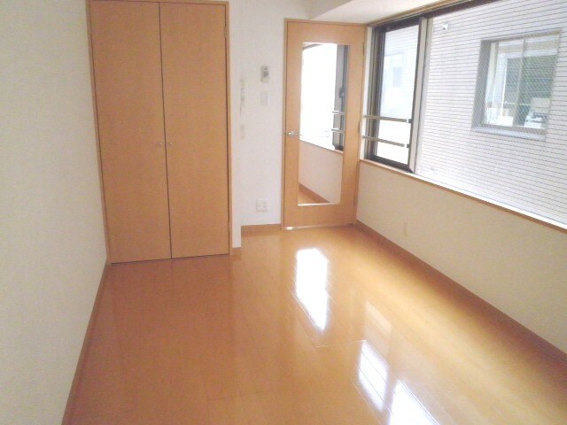 物件内観写真16　(居室)