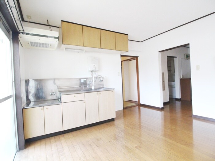 物件内観写真10　(居室)