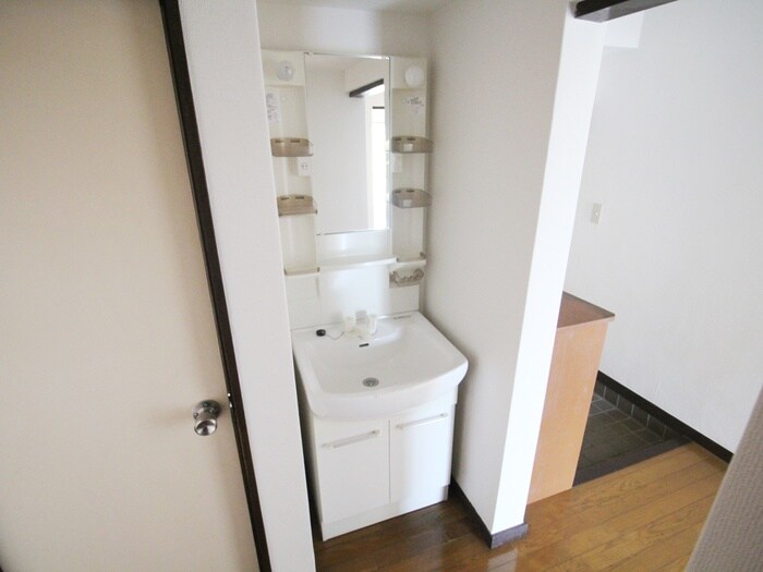 物件内観写真12　(洗面)