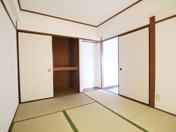 物件内観写真21　(居室)