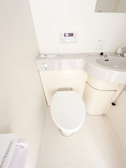 物件内観写真18　(トイレ)