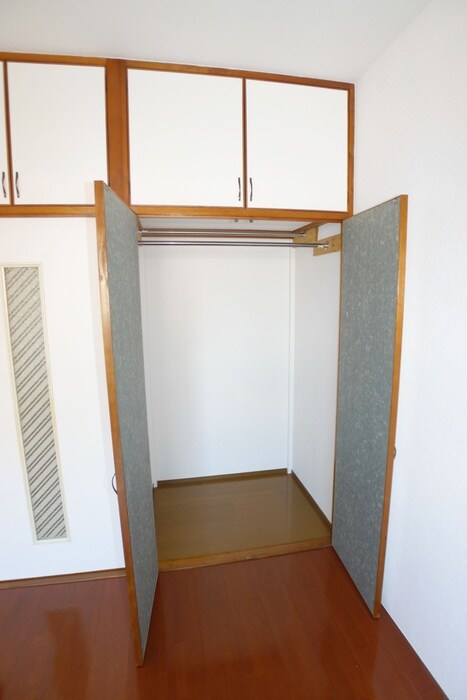 物件内観写真12　(収納)