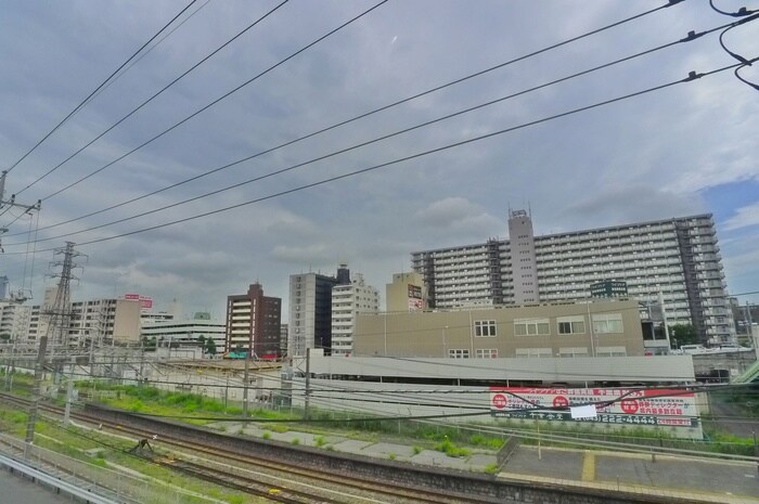 物件内観写真22　(室内からの展望)