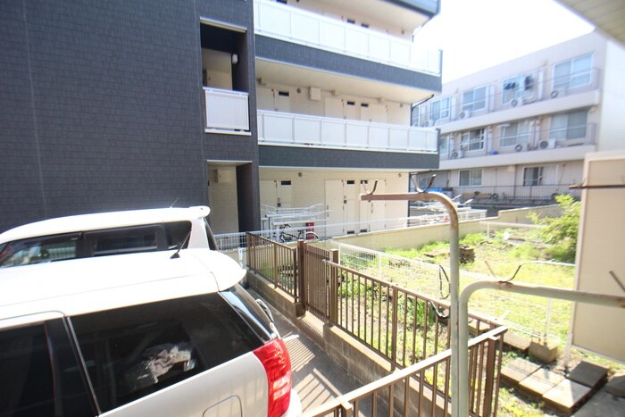 物件内観写真16　(室内からの展望)