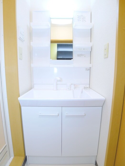 物件内観写真9　(洗面)