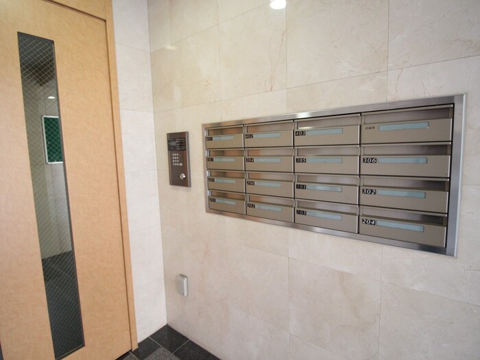 物件外観写真4　(建物設備)