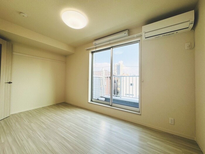 物件内観写真7　(居室)