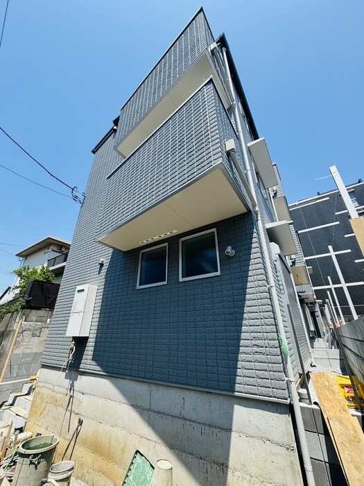 物件外観写真3　(駐輪場)