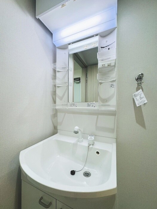 物件内観写真12　(洗面)