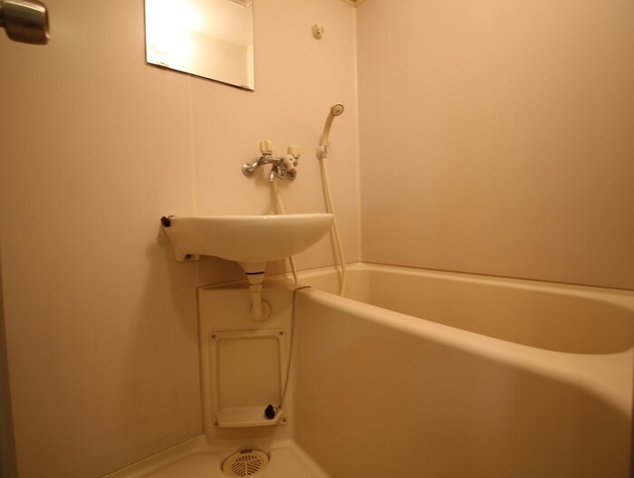 物件内観写真12　(バス／シャワールーム等)