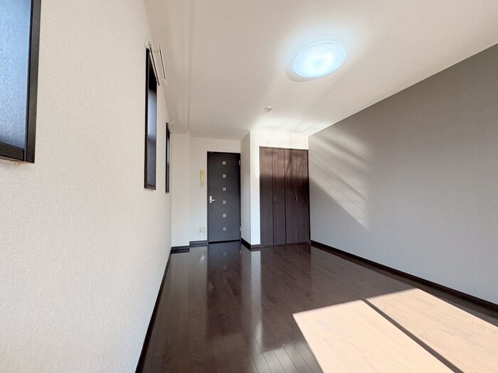 物件内観写真9　(居室)