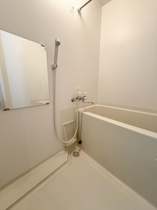 物件内観写真13　(バス／シャワールーム等)