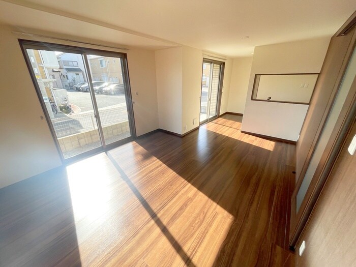 物件内観写真7　(居室)