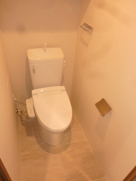 物件内観写真11　(トイレ)