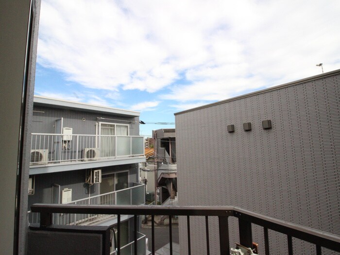 物件内観写真22　(室内からの展望)