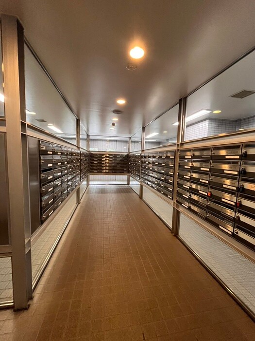 物件外観写真6　(建物設備)