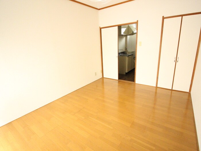 物件内観写真14　(居室)