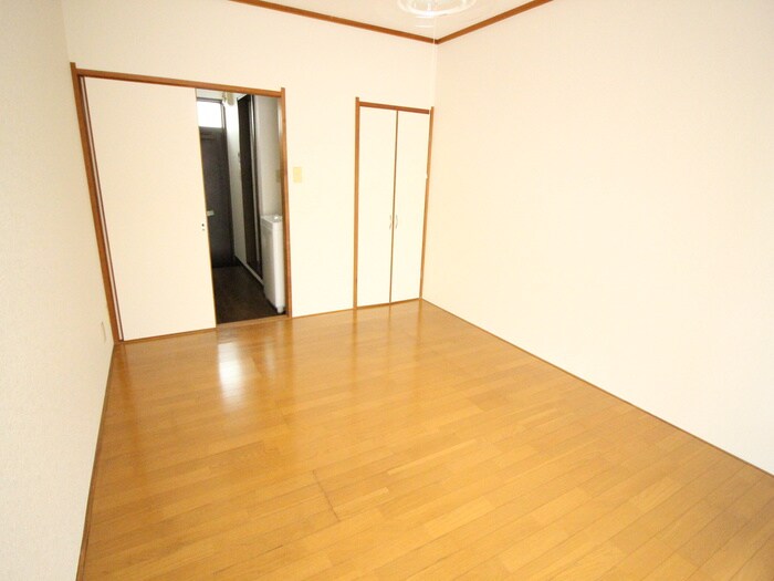 物件内観写真15　(居室)